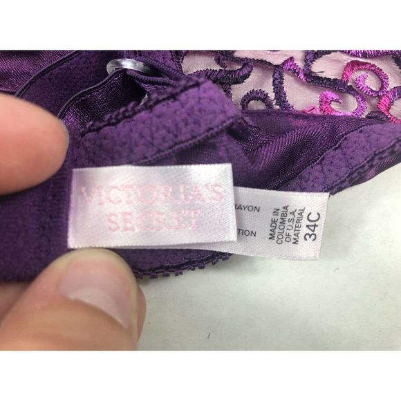 Victoria Secret Purple Lace Unlined Underwire Bra - Picture 5 of 7